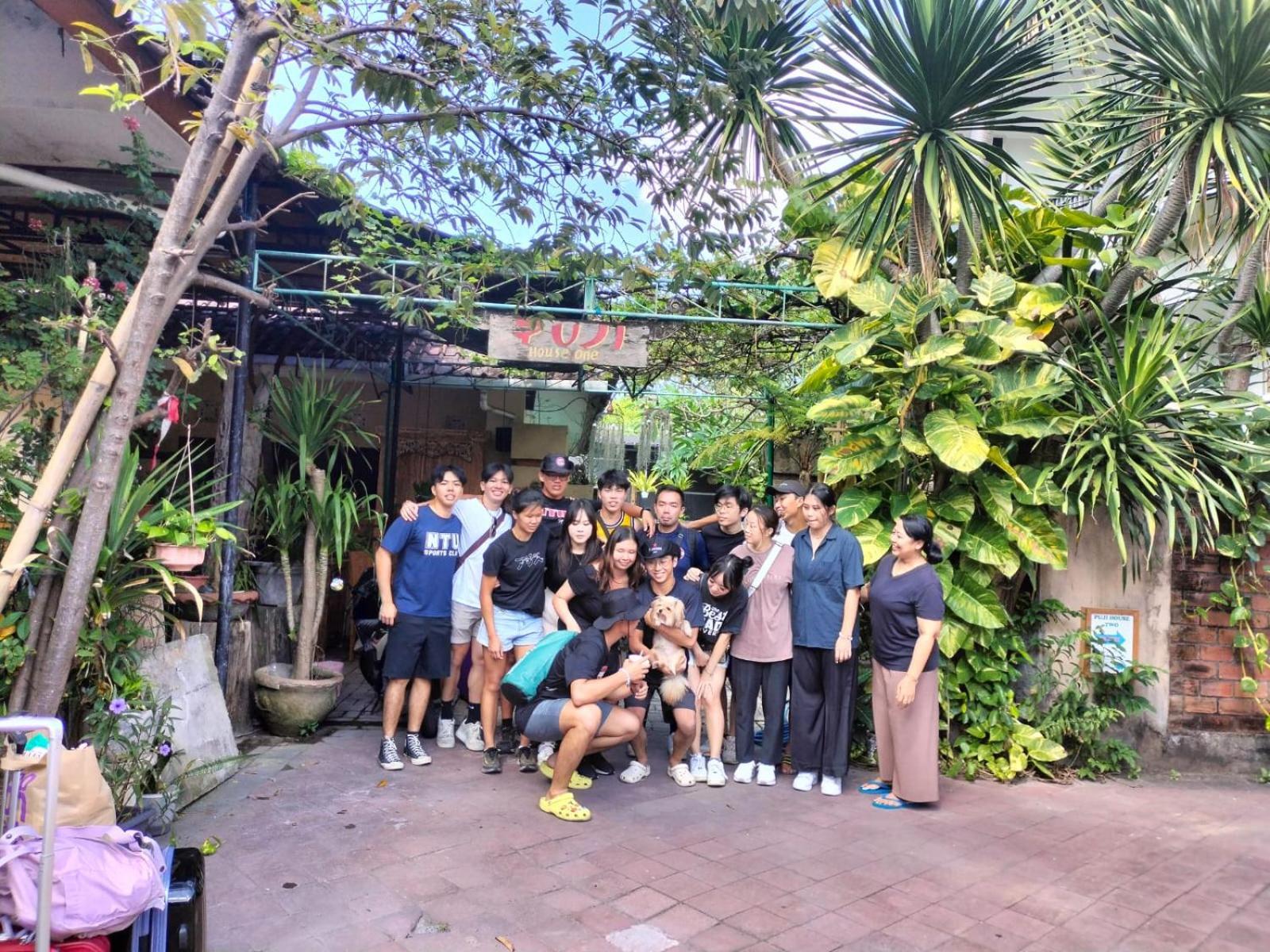 Pujihouse One Apartment Legian  Ngoại thất bức ảnh